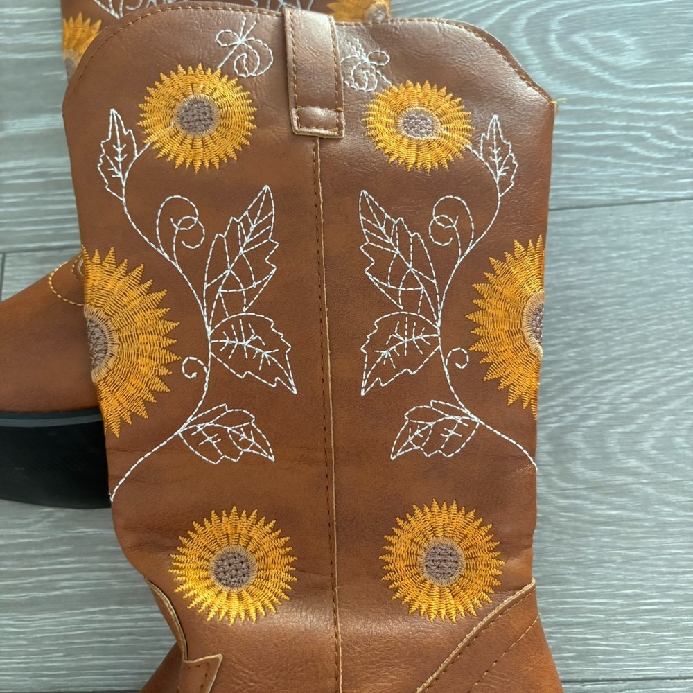 NEW Womens Brown Sunflower Embroidery Faux Leather Cowgirl Western Boots Size 37 - Picture 11 of 16